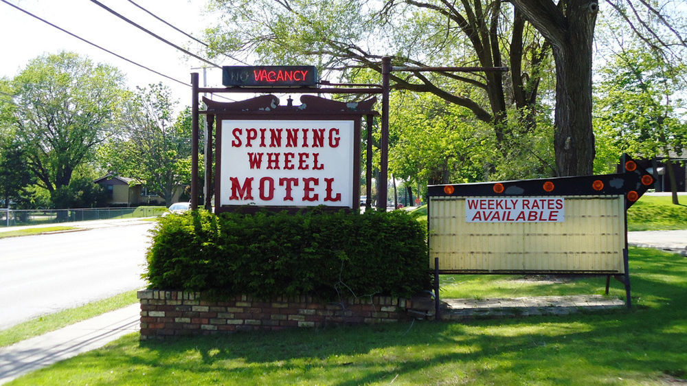 Spinning Wheel Motel バラブー エクステリア 写真